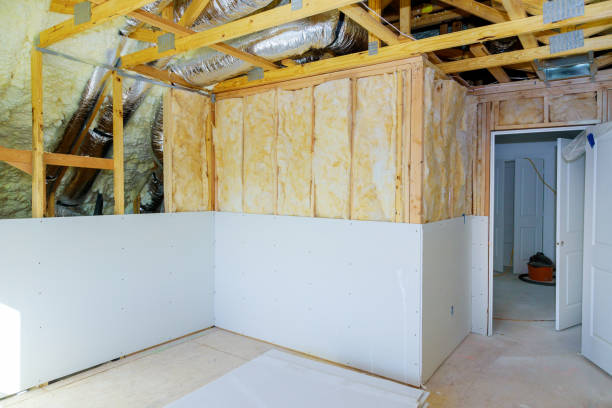 Best Insulation Installation Services in Oaklawn Sunview, KS